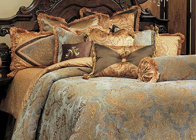 Elizabeth Bedding set by AICO
