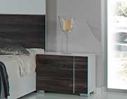Italian Grey and White Bed VG Damien