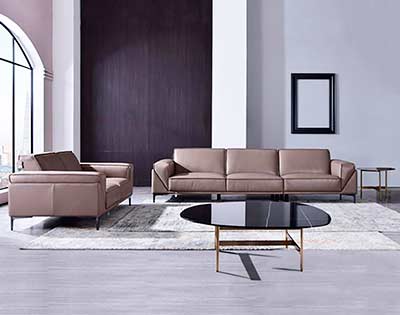 Leather sofa in Dark Tan AE 302