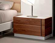Contemporary White Lacquer Bed SJ871