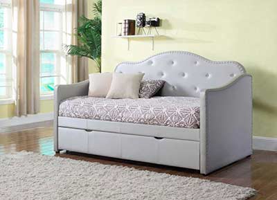 Grey Leatherette Daybed CO629