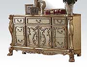 Luxurious Classic Bed Delmon