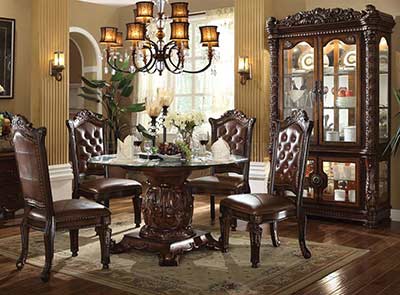Traditional Round Dining Table Allesia AC 010