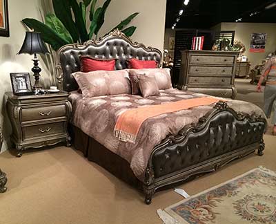 Luxurious Classic Bed Chanler