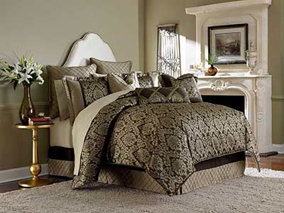 Imperial Bedding set by AICO