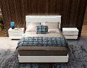 White matt lacquered bed EF Reena