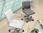 Low back leatherette office chair Z-151