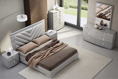 Grey Lacquer Bed NJ Nicole