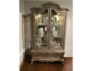 Florencia Collection Dining Table